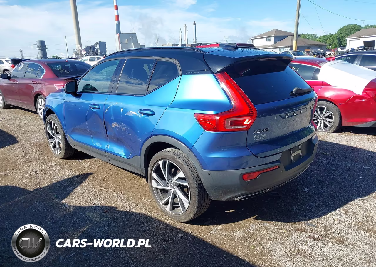 2019 Volvo Xc40 T5 Momentum-T5 R-Design VIN:YV4162XZ1K2009006 - 3