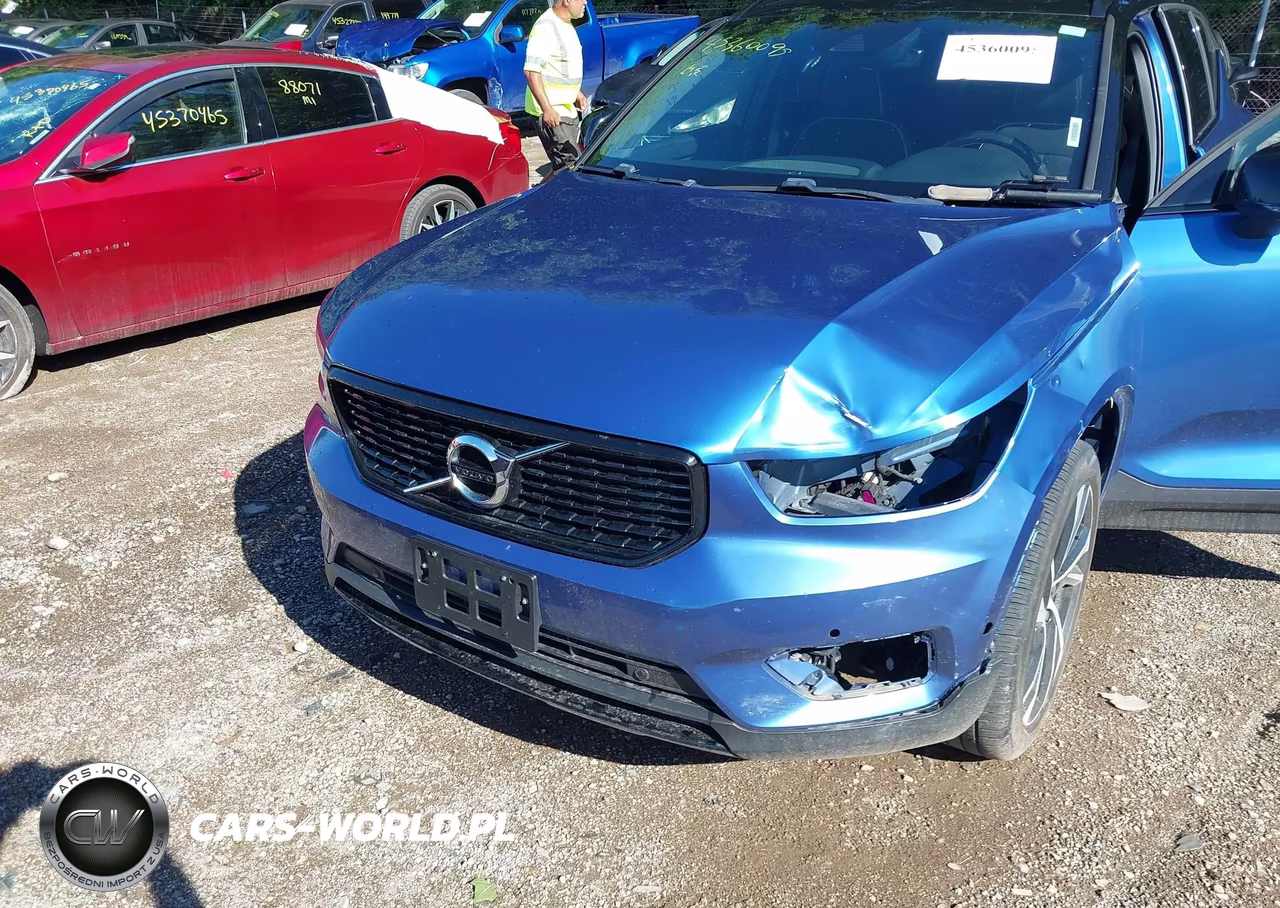 2019 Volvo Xc40 T5 Momentum-T5 R-Design VIN:YV4162XZ1K2009006 - 6