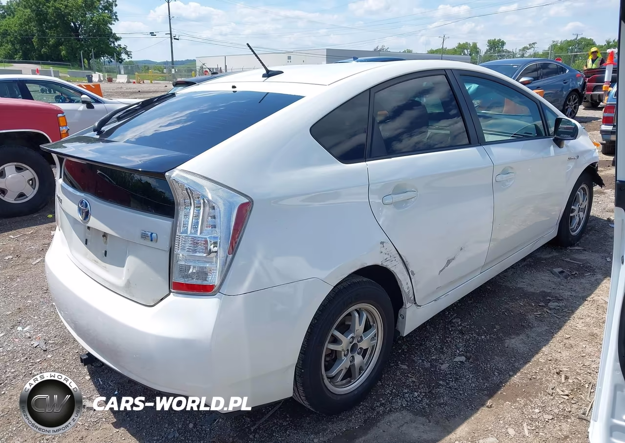 2010 Toyota Prius Ii VIN:JTDKN3DU1A1305141 - 4