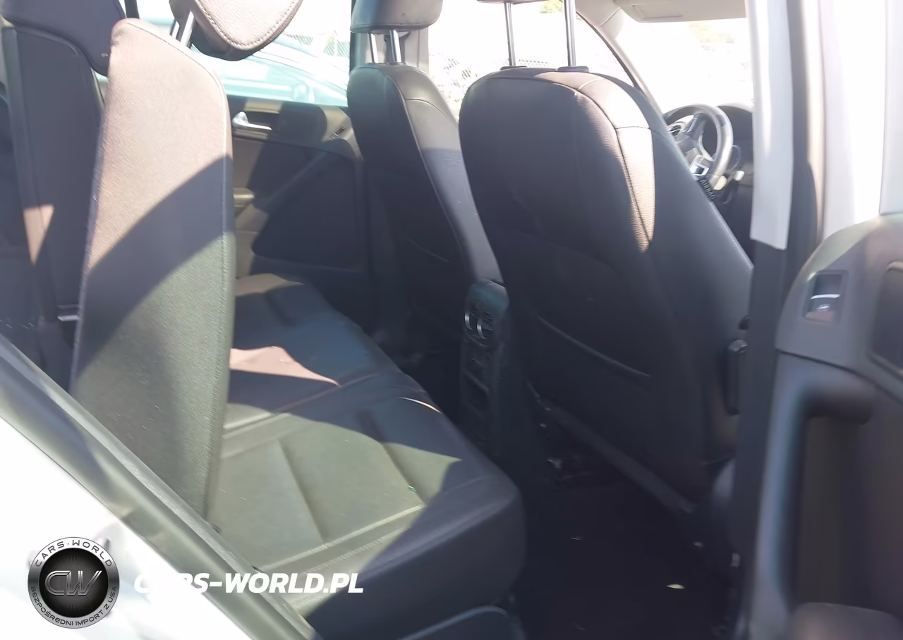 2014 Volkswagen Tiguan Sel VIN:WVGBV3AX0EW540858 - 8