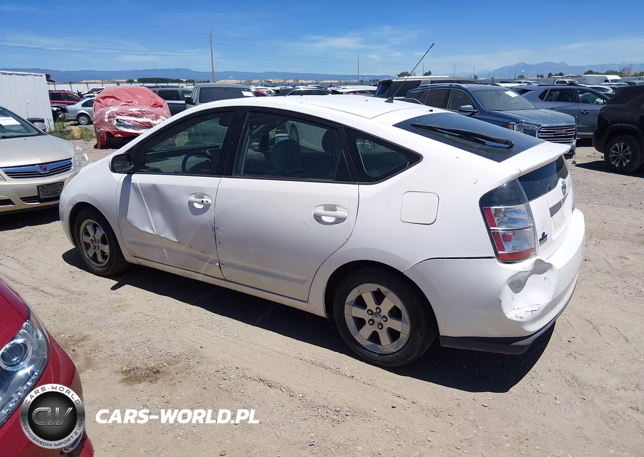 2005 Toyota Prius VIN:JTDKB20U353105459 - 3