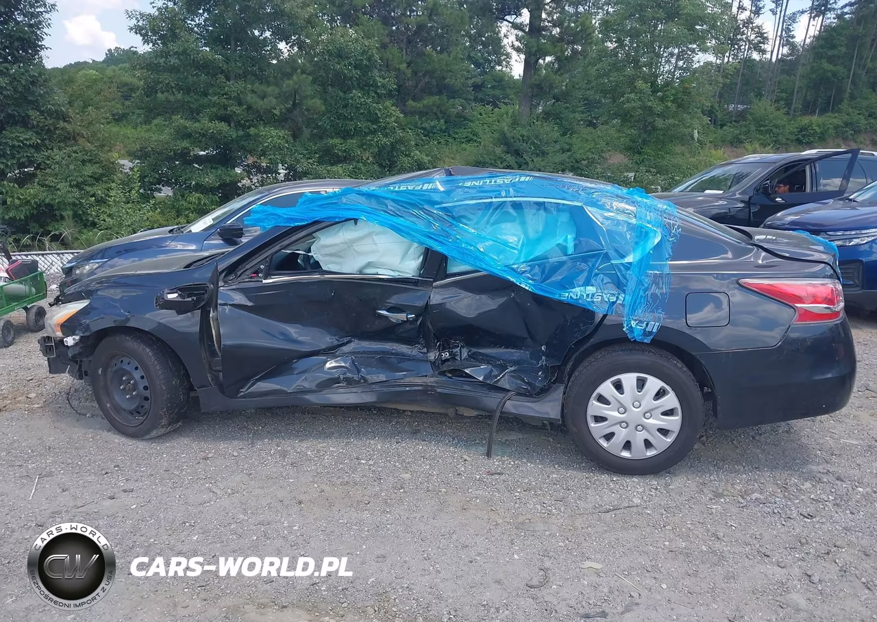 2015 Nissan Altima 2.5 VIN:1N4AL3AP9FC494493 - 13