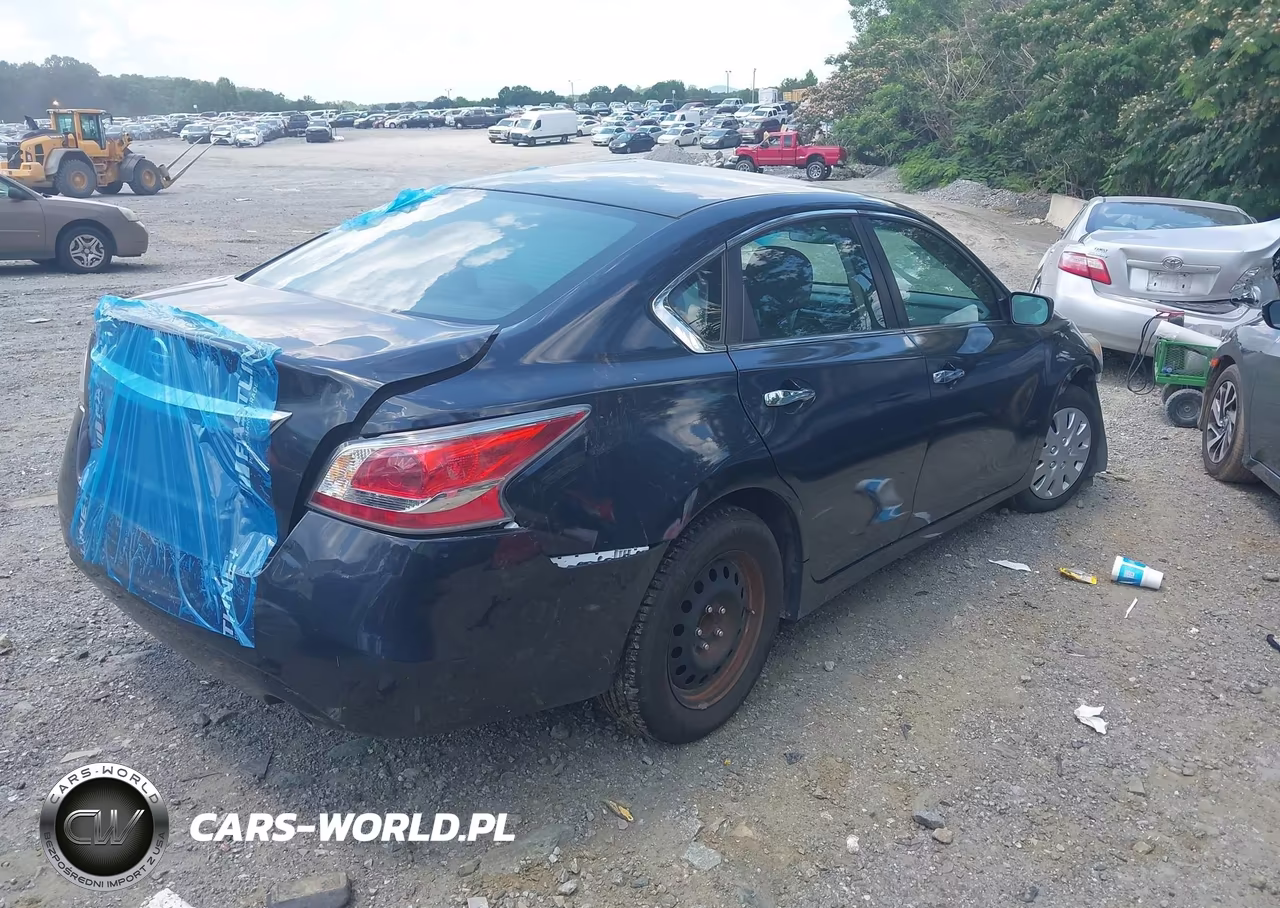 2015 Nissan Altima 2.5 VIN:1N4AL3AP9FC494493 - 4