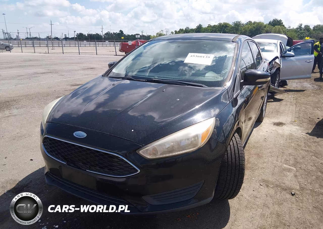 2017 Ford Focus Se VIN:1FADP3K27HL225626 - 2