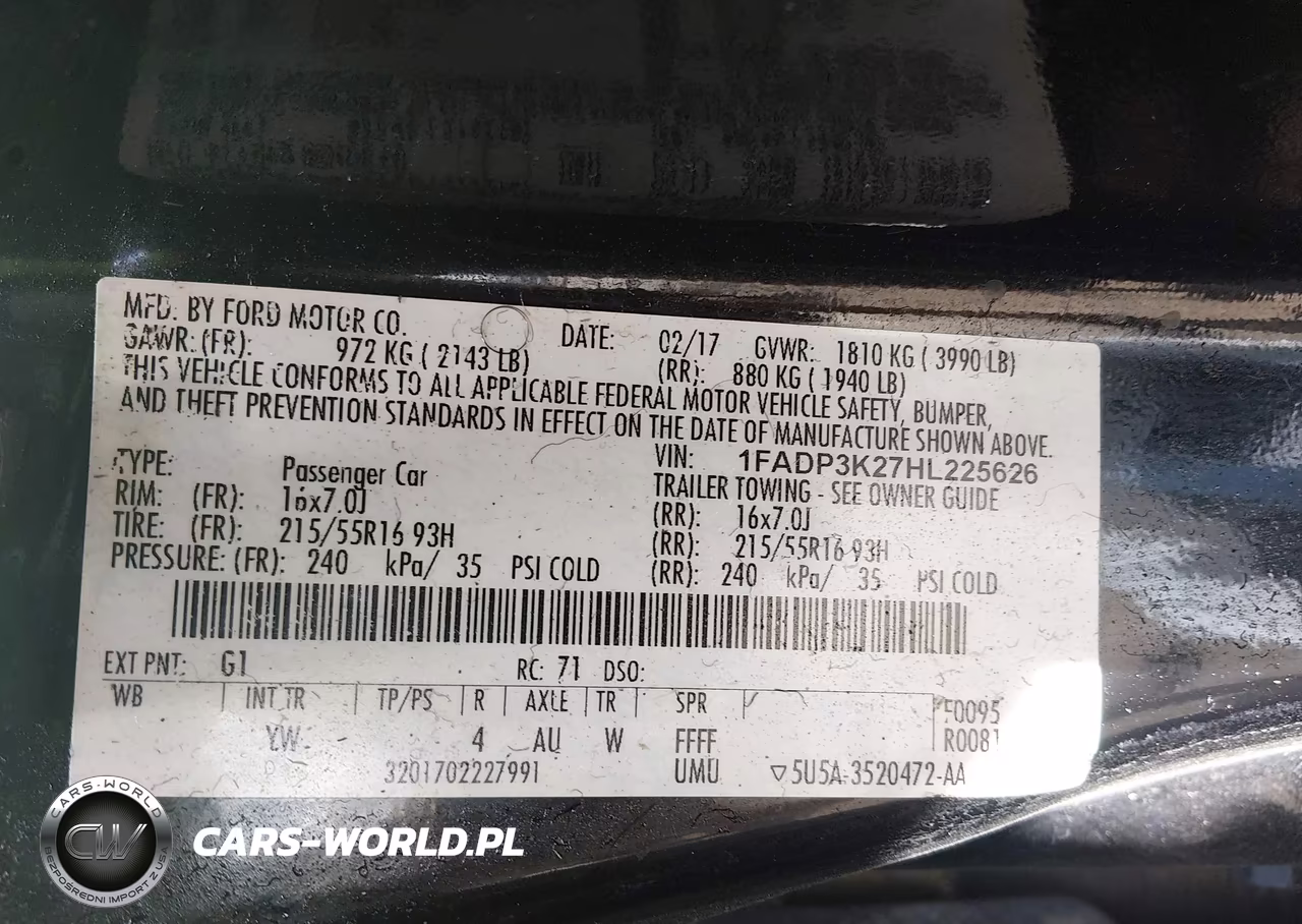 2017 Ford Focus Se VIN:1FADP3K27HL225626 - 9