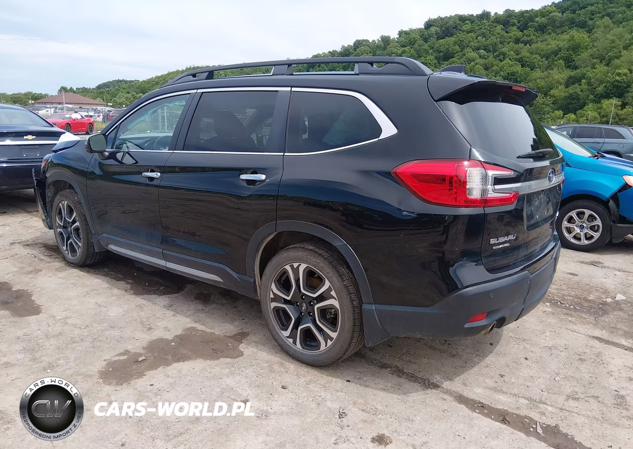 2023 Subaru Ascent Touring 7-Passenger VIN:4S4WMAWD9P3403414 - 3