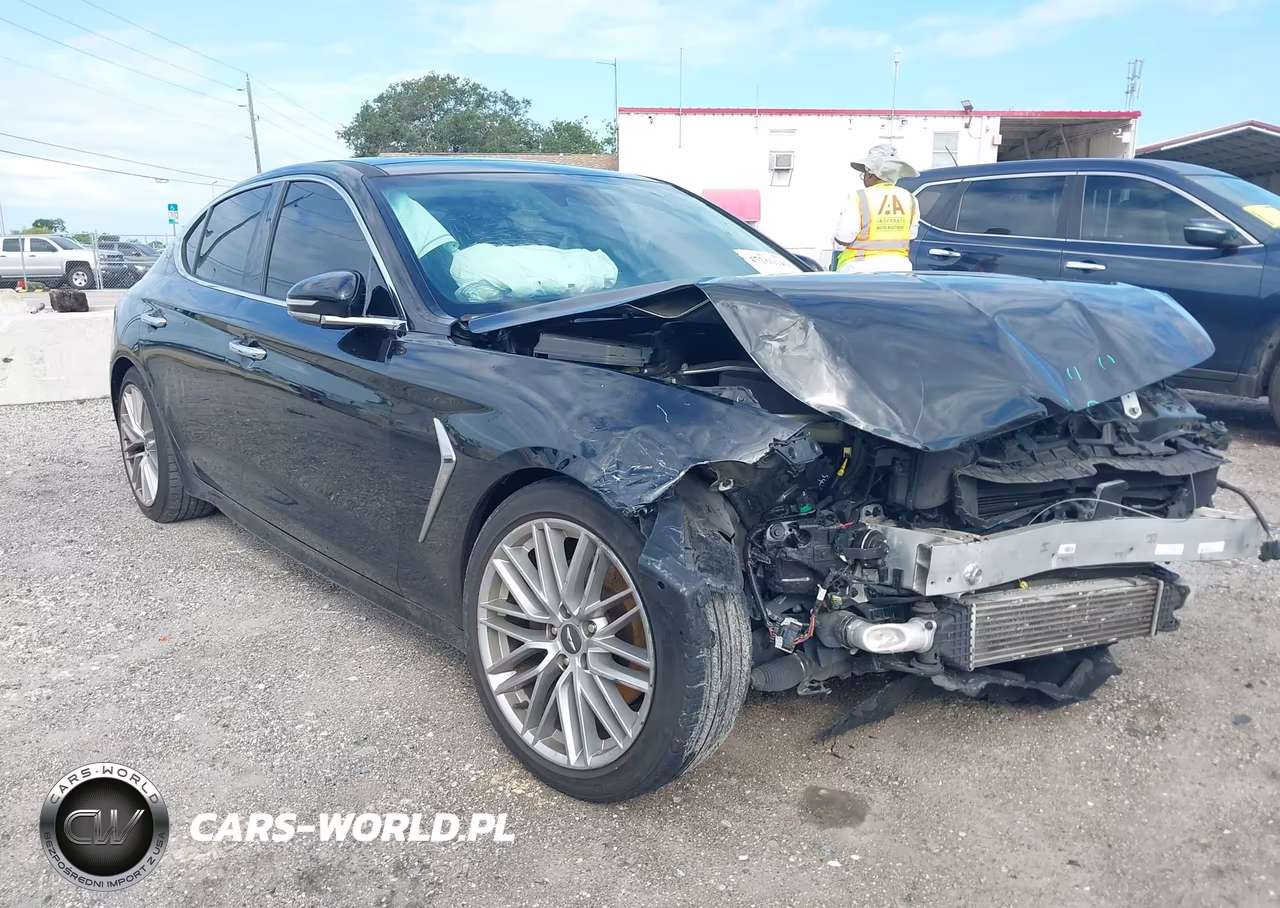 2021 Genesis G70 2.0T Rwd