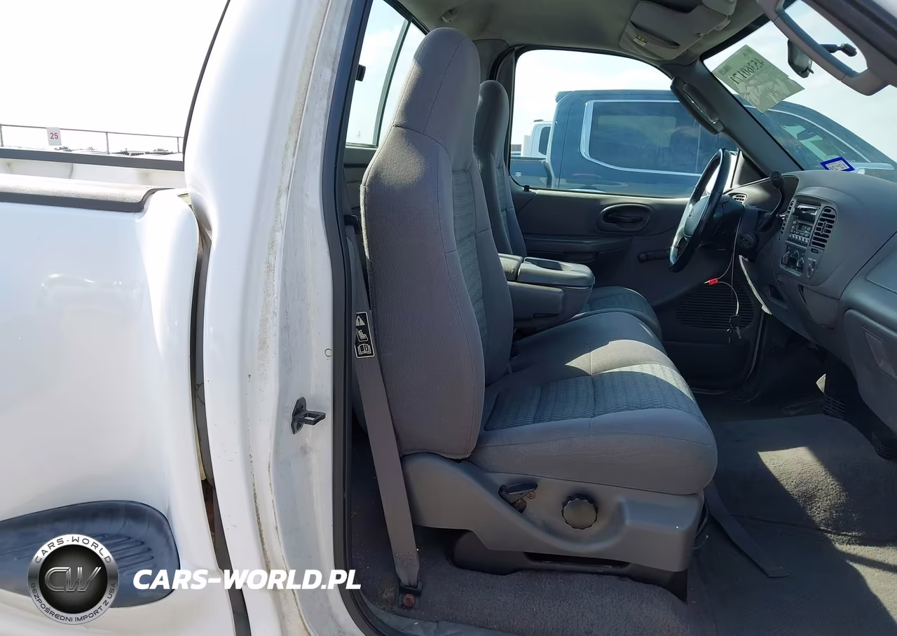 2003 Ford F-150 Xl-Xlt VIN:1FTRF07213KC28286 - 8