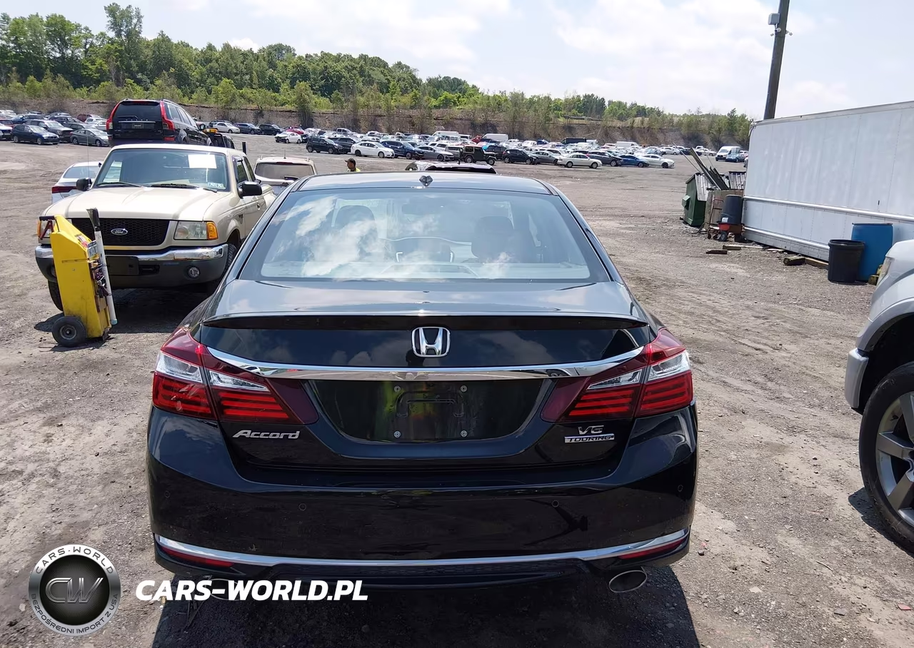 2016 Honda Accord Touring VIN:1HGCR3F97GA014221 - 16