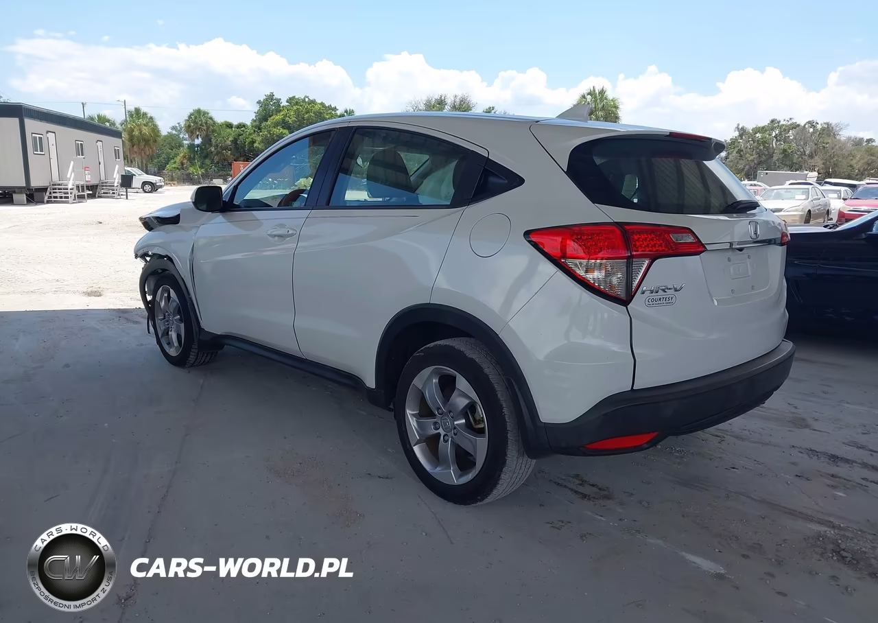 2022 Honda Hr-V 2Wd Lx VIN:3CZRU5H35NM704202 - 3