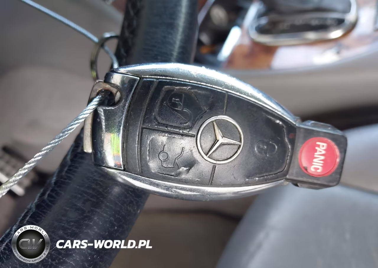 2007 Mercedes-Benz Clk 350 VIN:WDBTK56F47T085786 - 11