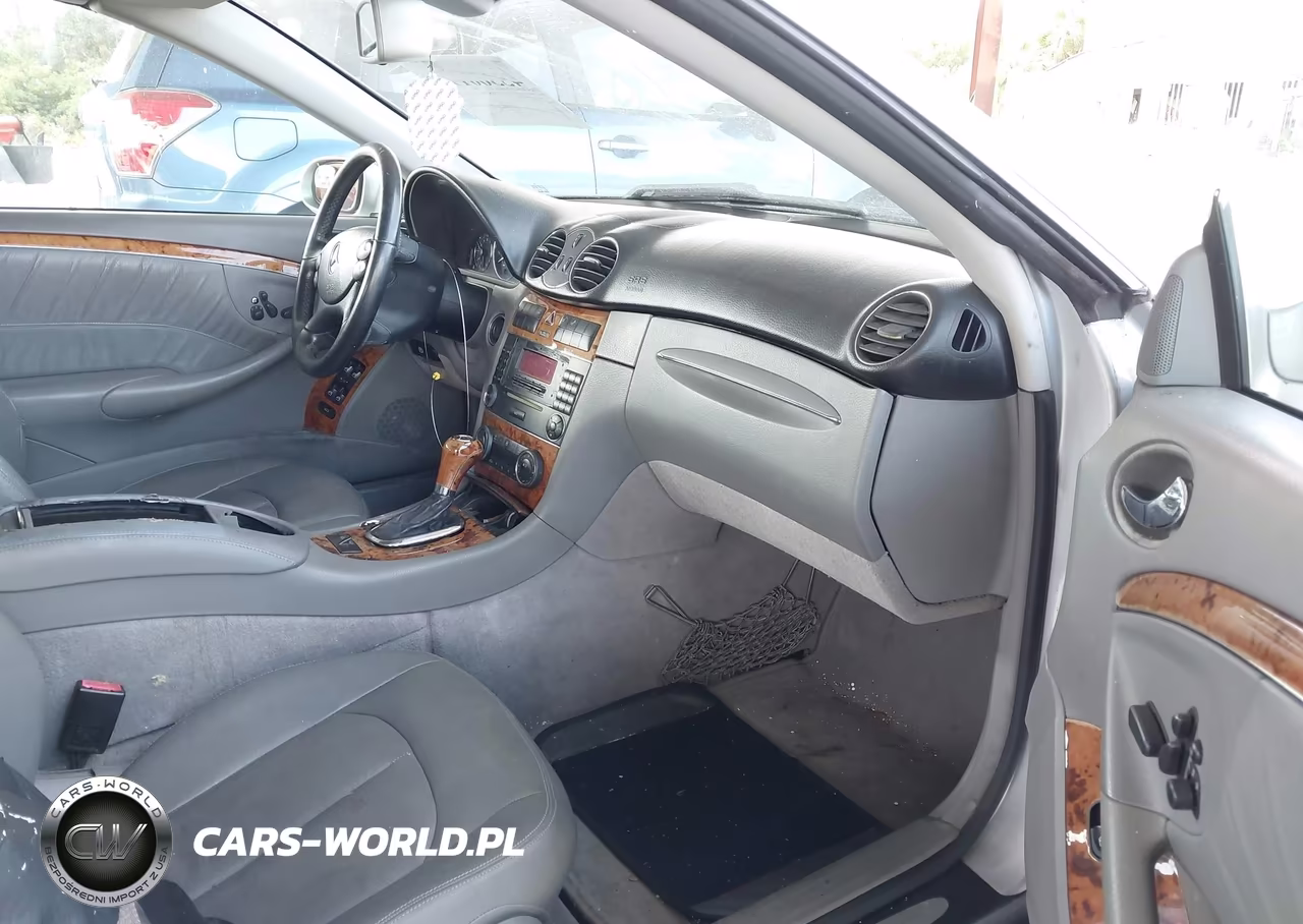 2007 Mercedes-Benz Clk 350 VIN:WDBTK56F47T085786 - 5