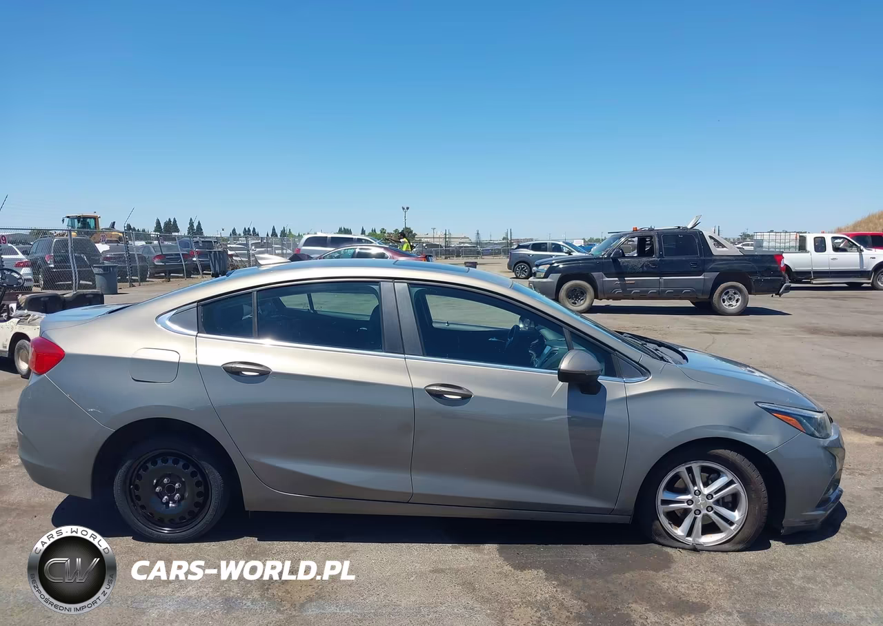 2017 Chevrolet Cruze Lt Auto VIN:1G1BE5SM9H7141233 - 13