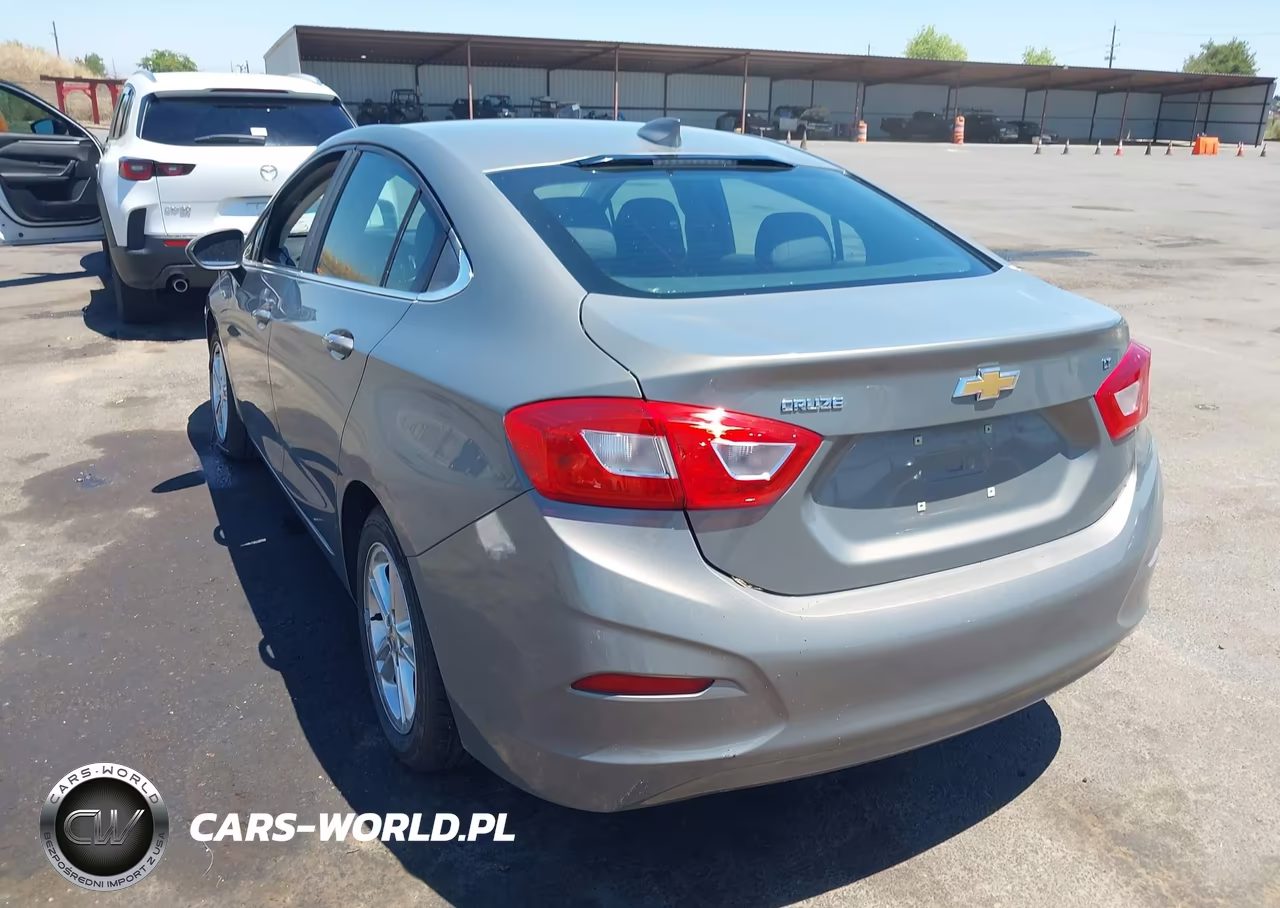 2017 Chevrolet Cruze Lt Auto VIN:1G1BE5SM9H7141233 - 3