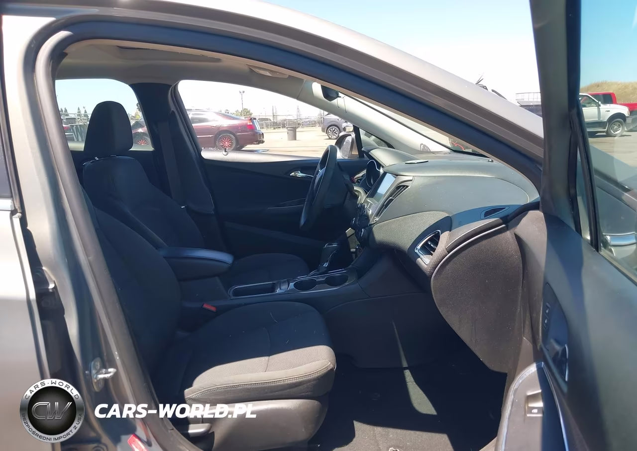 2017 Chevrolet Cruze Lt Auto VIN:1G1BE5SM9H7141233 - 5