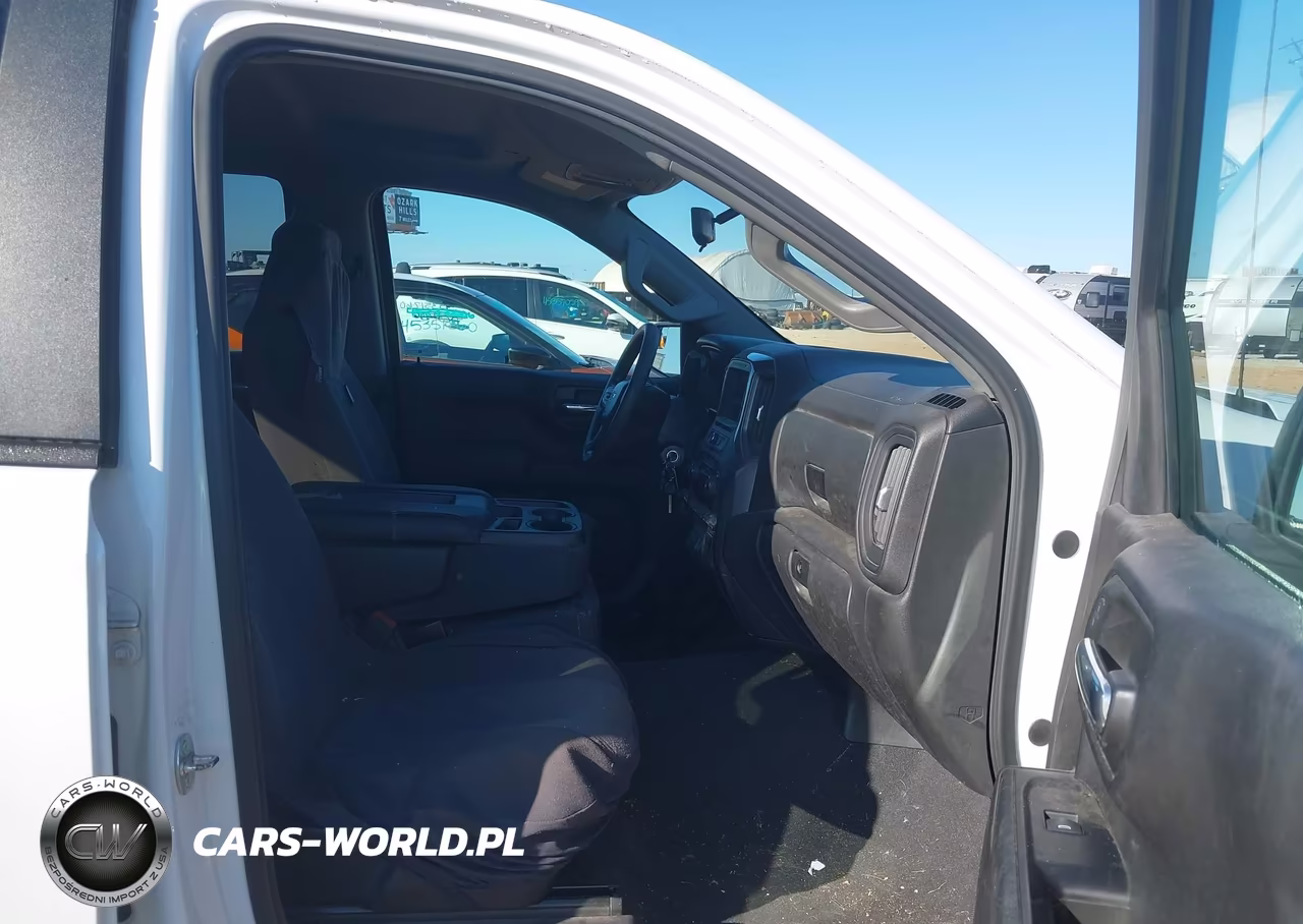 2019 Chevrolet Silverado 1500 Custom VIN:1GCRWBEH4KZ310876 - 5