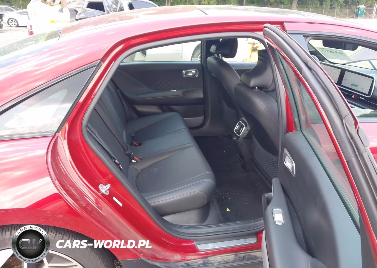 2023 Hyundai Ioniq 6 Limited VIN:KMHM54AA7PA038021 - 8