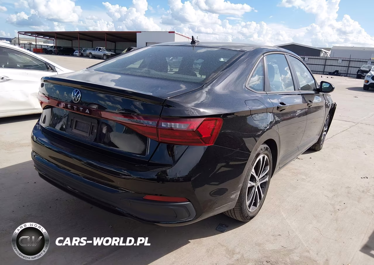 2025 Volkswagen Jetta 1.5T Sport VIN:3VWBX7BU7SM012317 - 4