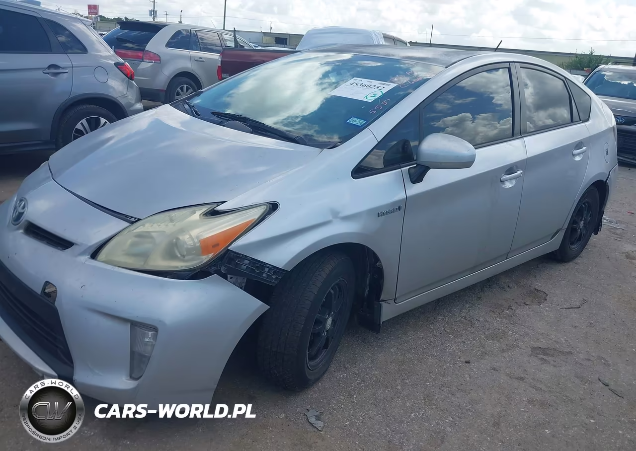 2014 Toyota Prius Two VIN:JTDKN3DU3E1735551 - 2