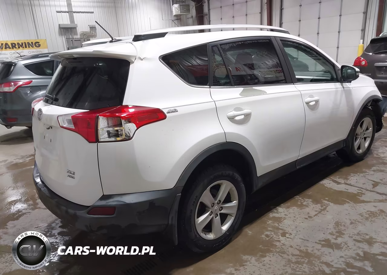 2014 Toyota Rav4 Xle VIN:2T3RFREV9EW225048 - 4