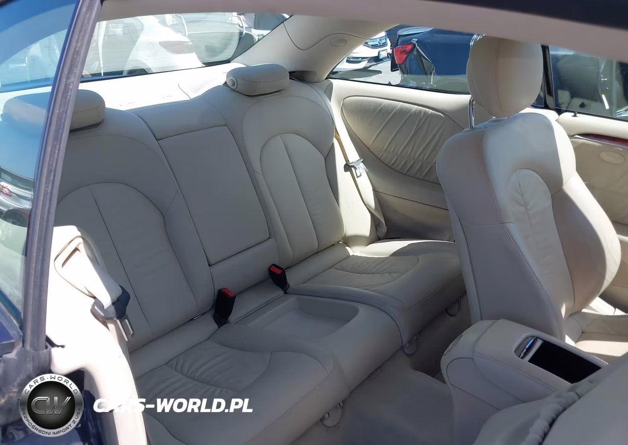 2007 Mercedes-Benz Clk 350 VIN:WDBTJ56H27F232612 - 8