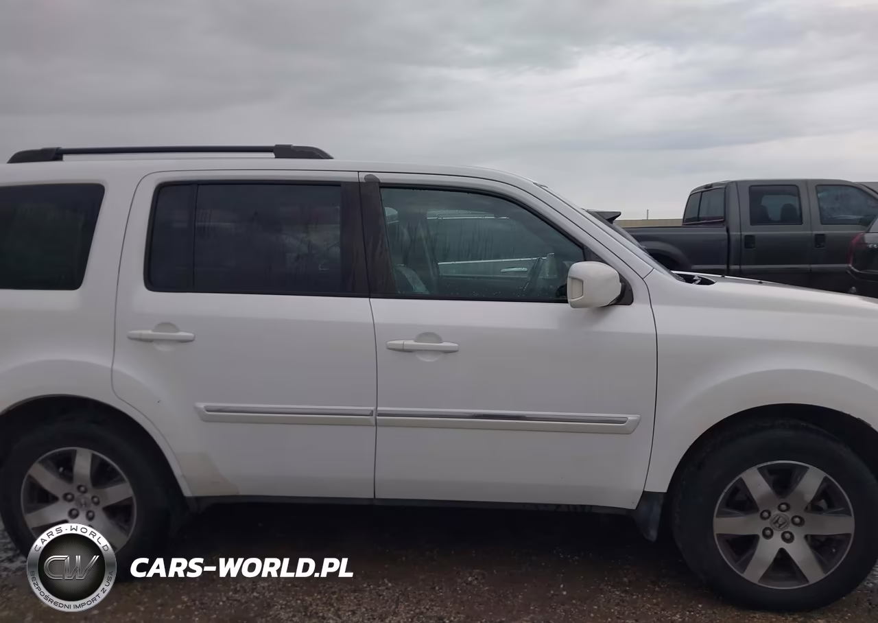 2012 Honda Pilot Touring VIN:5FNYF3H9XCB027122 - 13