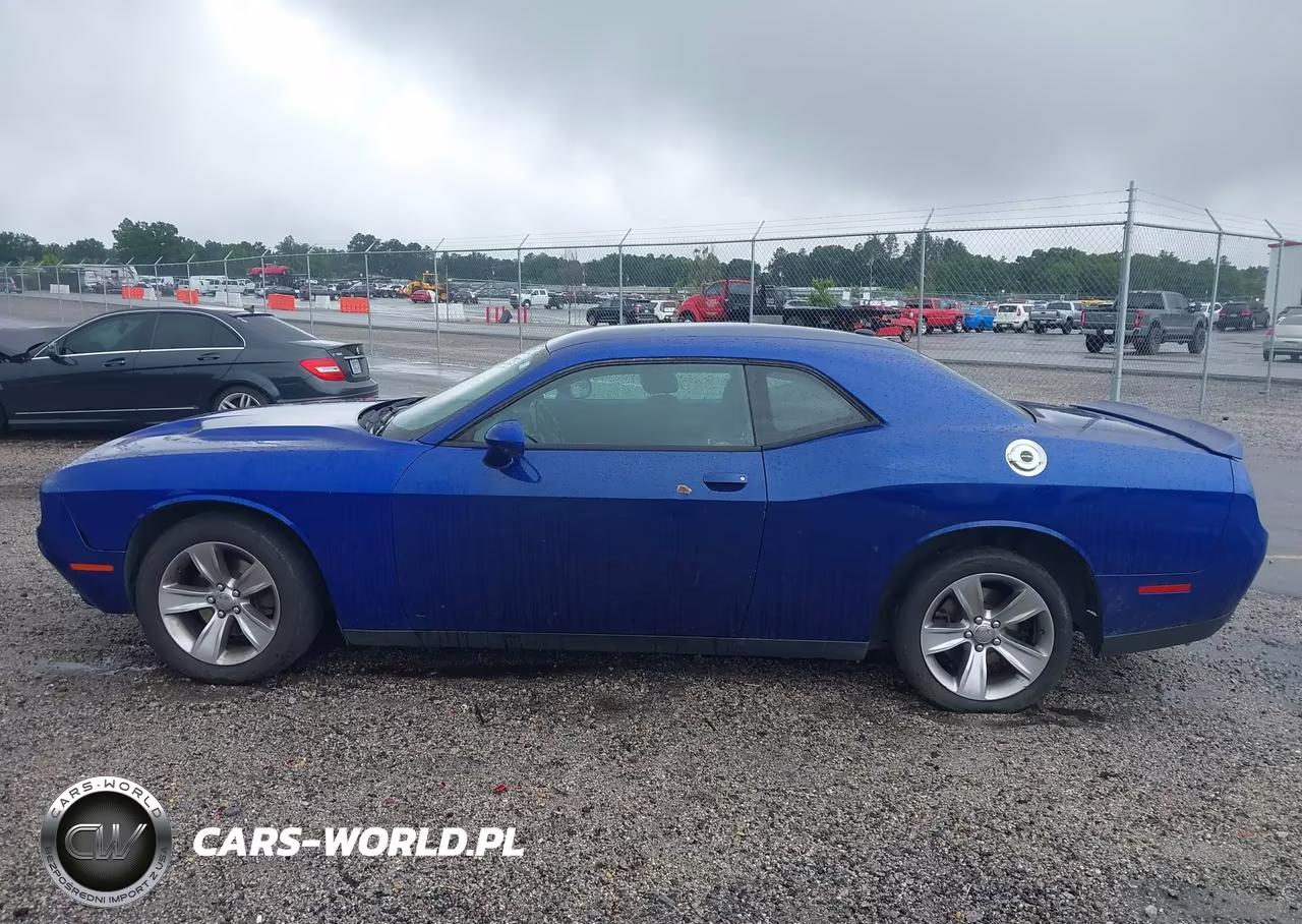 2018 Dodge Challenger Sxt VIN:2C3CDZAG0JH251894 - 14