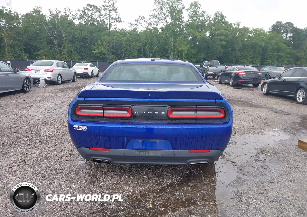 2018 Dodge Challenger Sxt VIN:2C3CDZAG0JH251894 - 16
