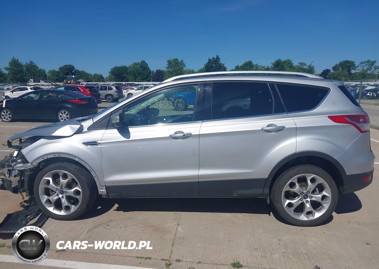 2015 Ford Escape Titanium VIN:1FMCU9J99FUB38555 - 14