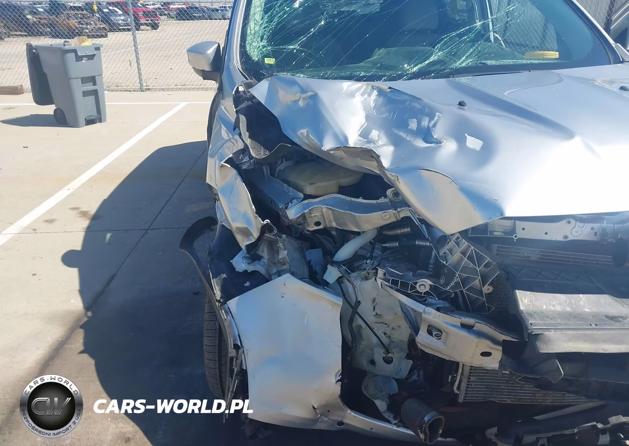 2015 Ford Escape Titanium VIN:1FMCU9J99FUB38555 - 6