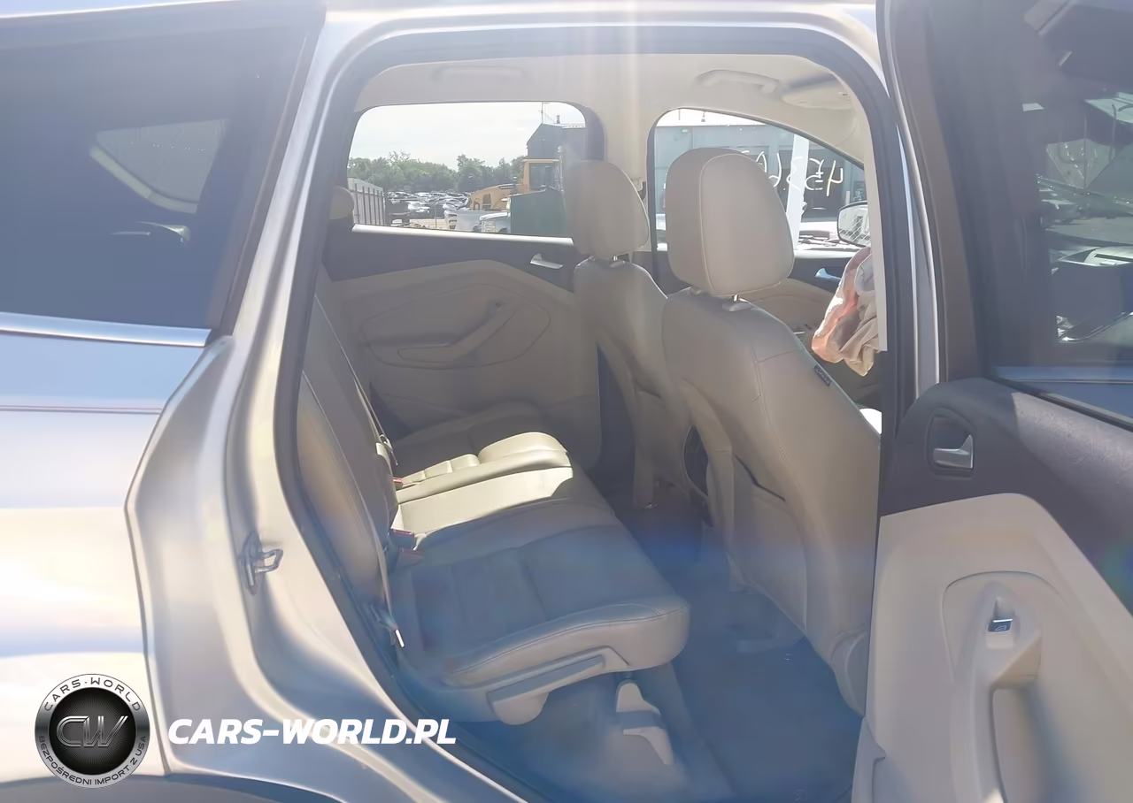 2015 Ford Escape Titanium VIN:1FMCU9J99FUB38555 - 8
