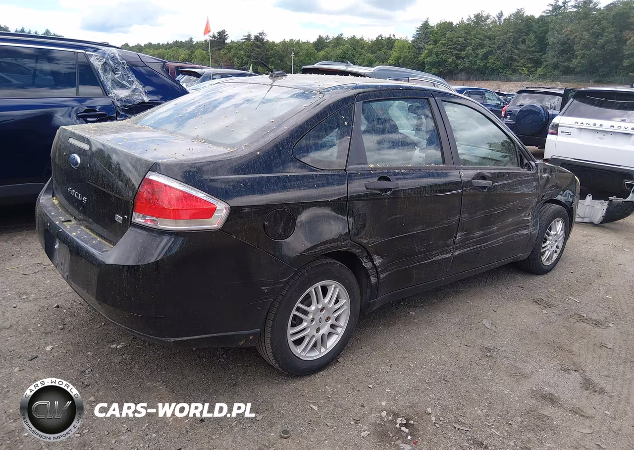 2011 Ford Focus Se VIN:1FAHP3FN4BW132168 - 4