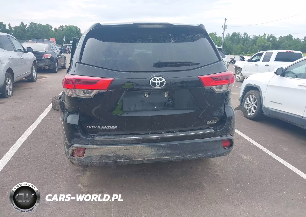 2017 Toyota Highlander Le VIN:5TDZZRFH0HS221671 - 18