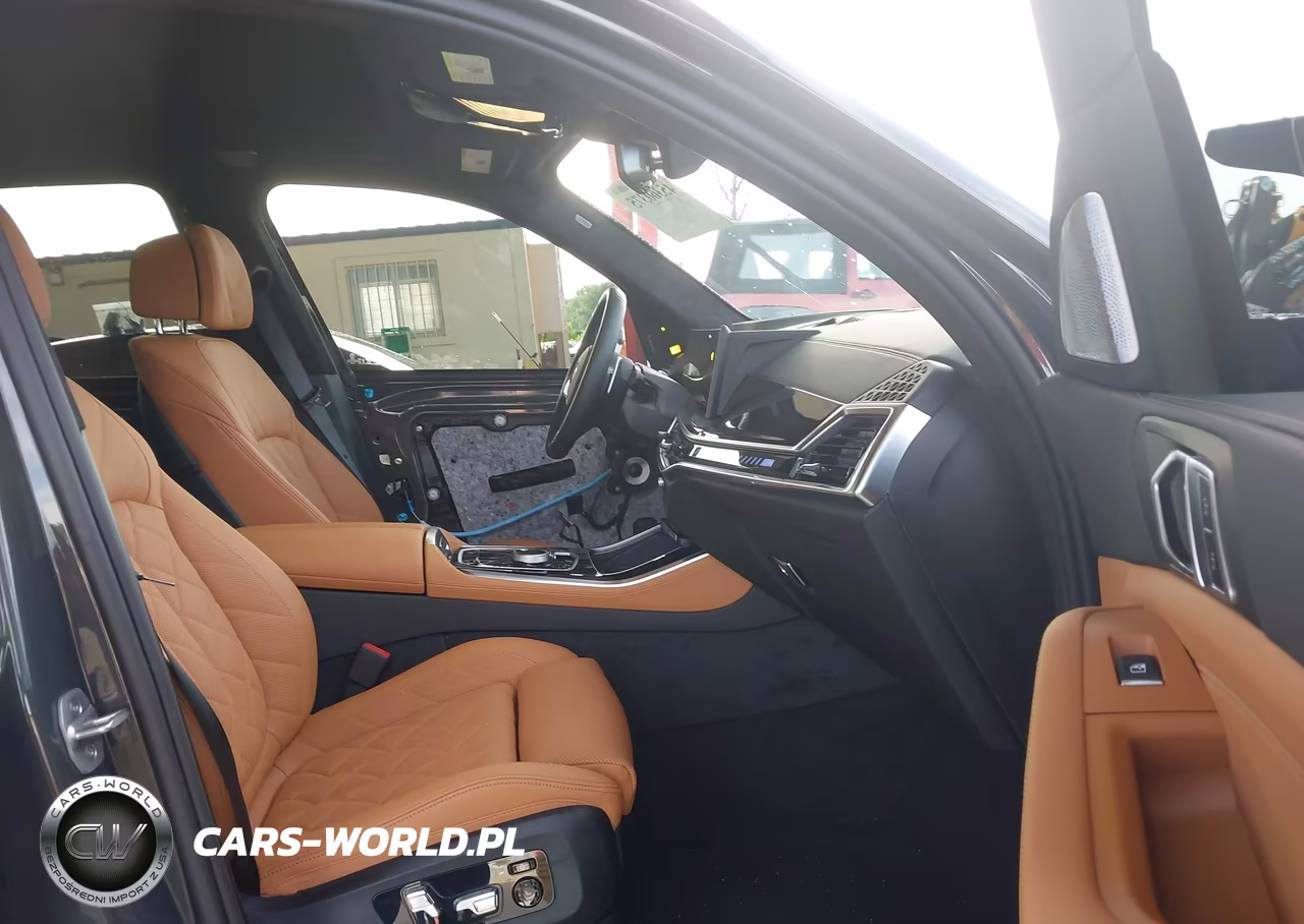 2026 BMW X5 M60I VIN:5UX33EU02T9305073 - 5
