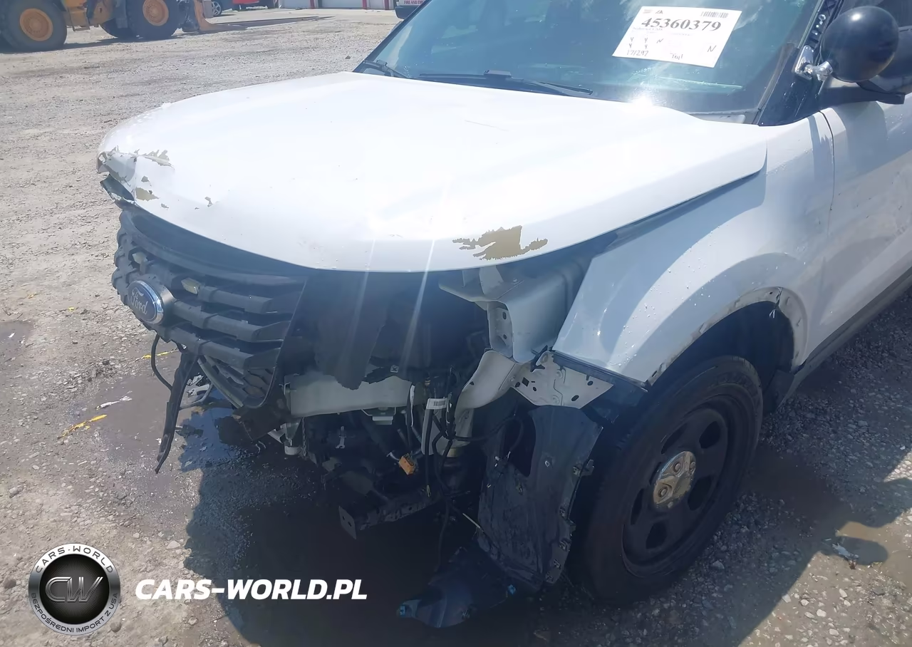 2017 Ford Utility Police Interceptor VIN:1FM5K8AR6HGC24741 - 18