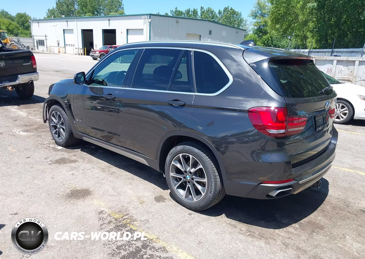 2018 BMW X5 xDrive35I VIN:5UXKR0C58J0X99984 - 3