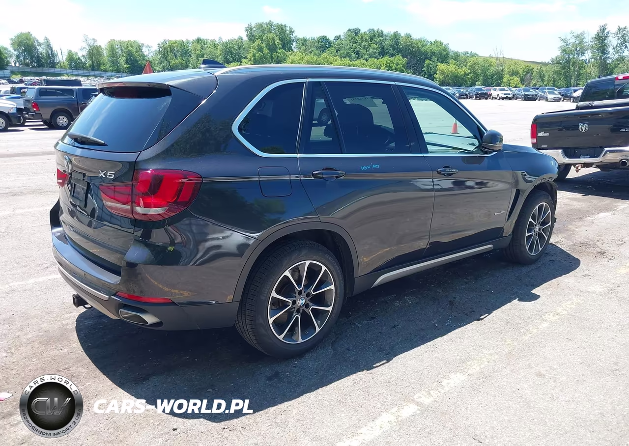 2018 BMW X5 xDrive35I VIN:5UXKR0C58J0X99984 - 4