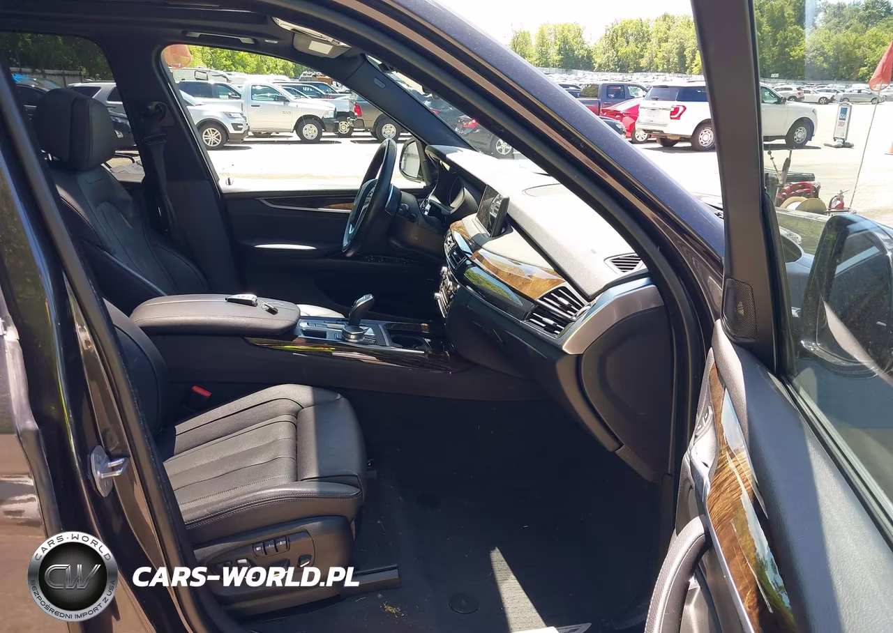 2018 BMW X5 xDrive35I VIN:5UXKR0C58J0X99984 - 5