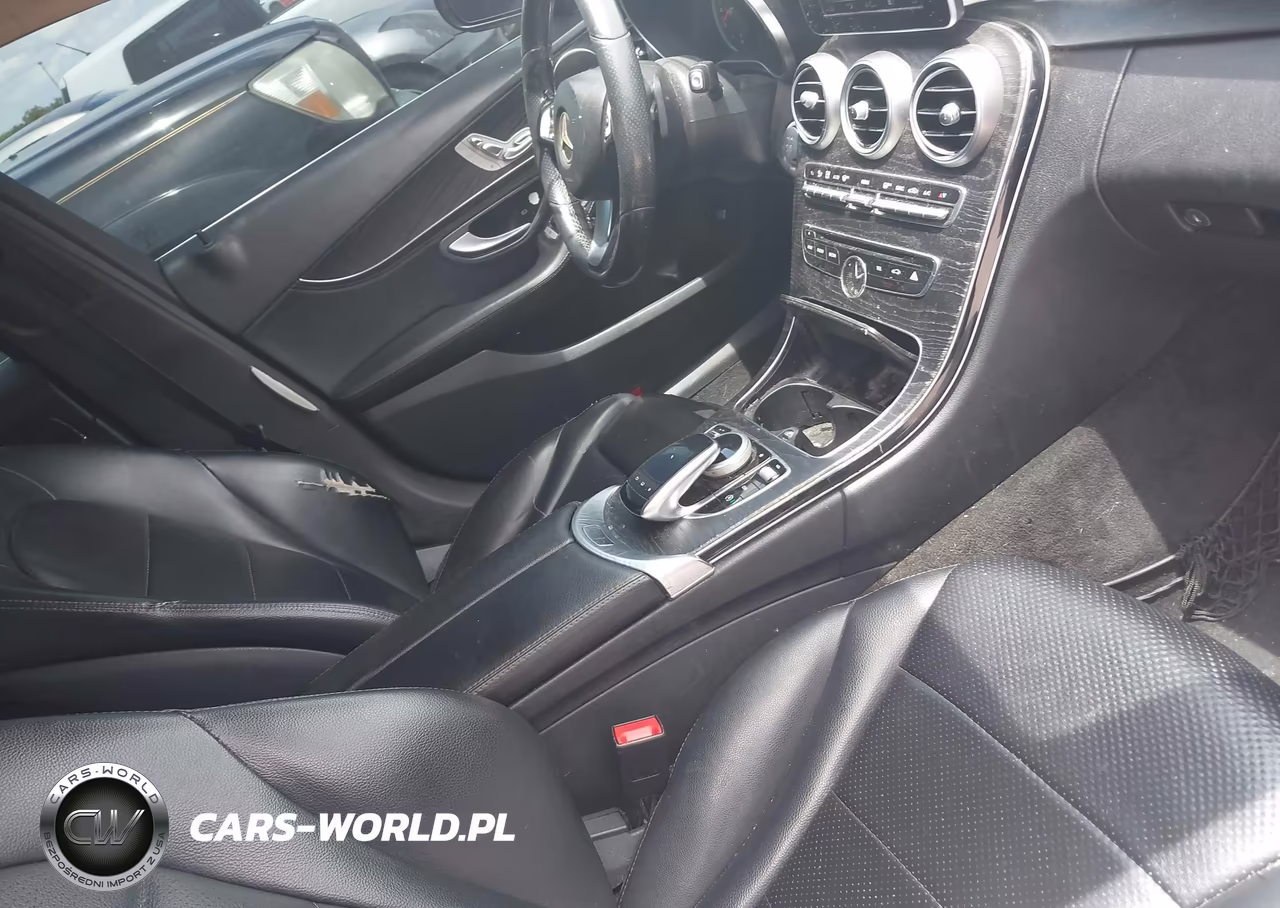 2015 Mercedes-Benz C 300 4Matic VIN:55SWF4KB2FU009807 - 5