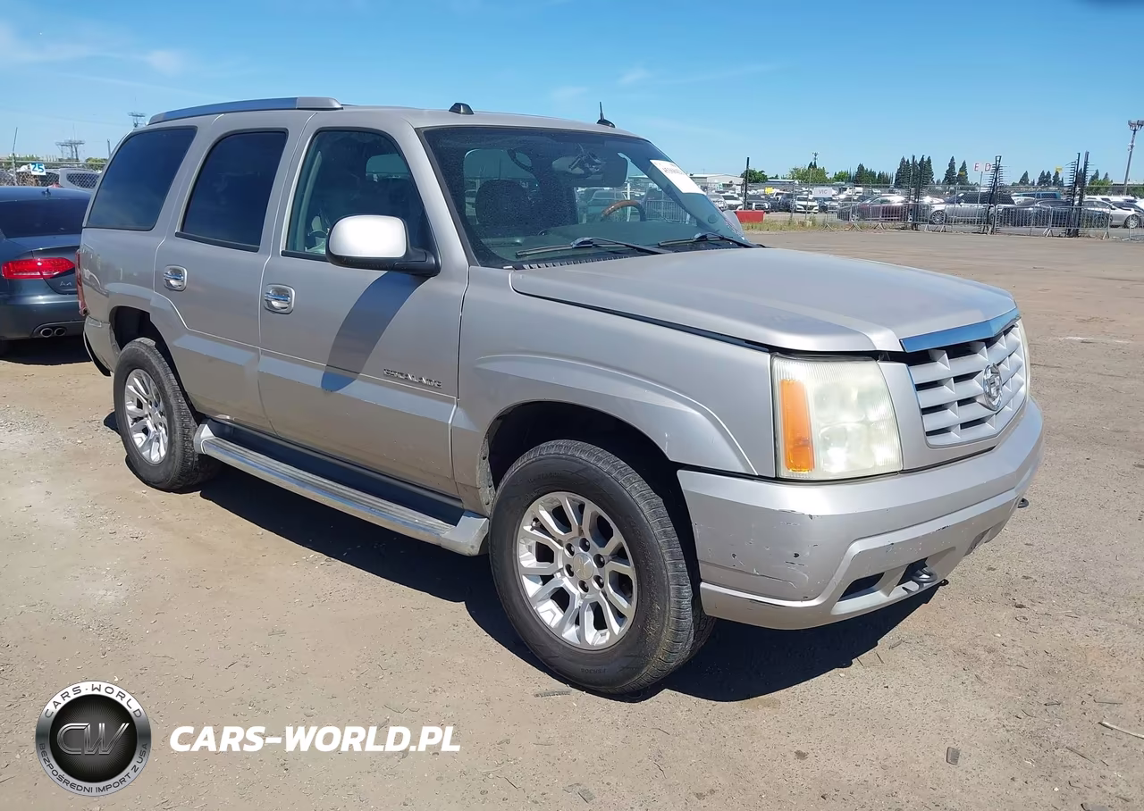 2004 Cadillac Escalade Standard