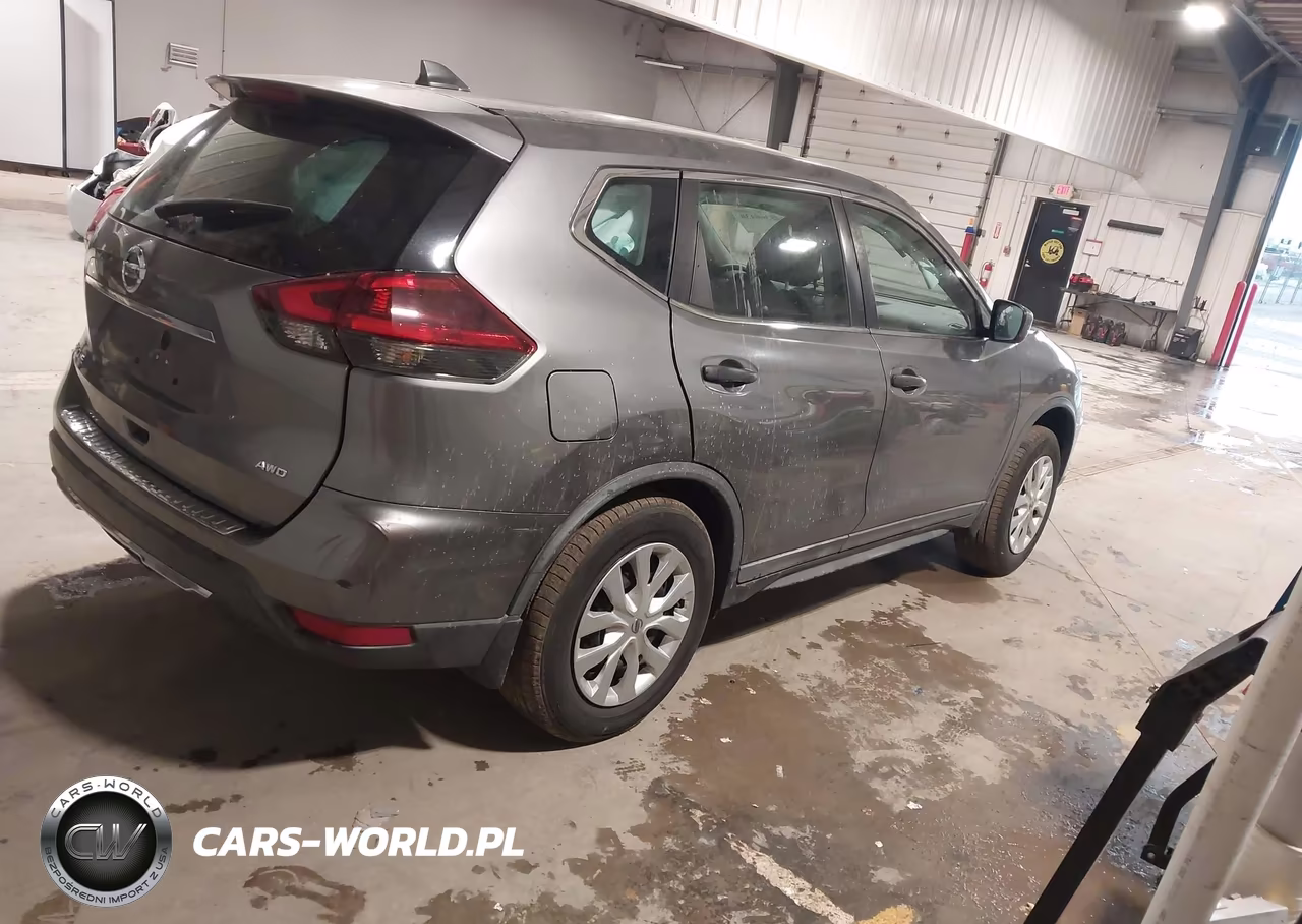 2018 Nissan Rogue S VIN:KNMAT2MV9JP588177 - 4