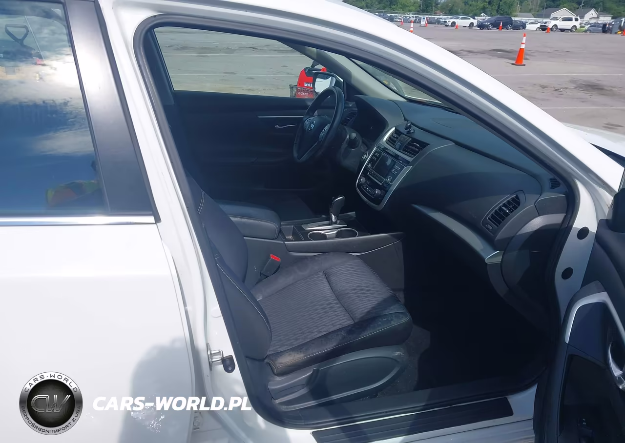 2018 Nissan Altima 2.5 Sv VIN:1N4AL3AP8JC196008 - 5