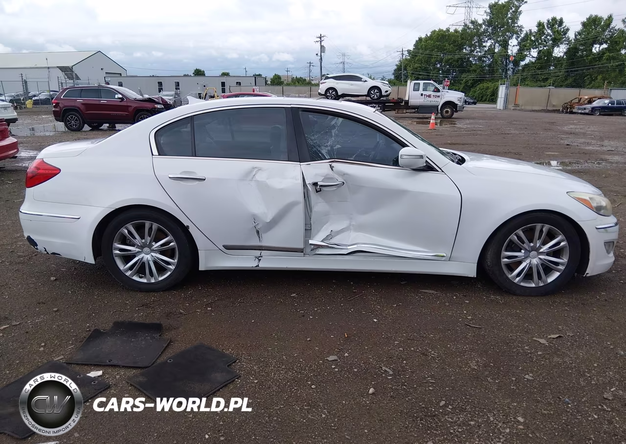 2012 Hyundai Genesis 4.6 VIN:KMHGC4DF6CU163868 - 13