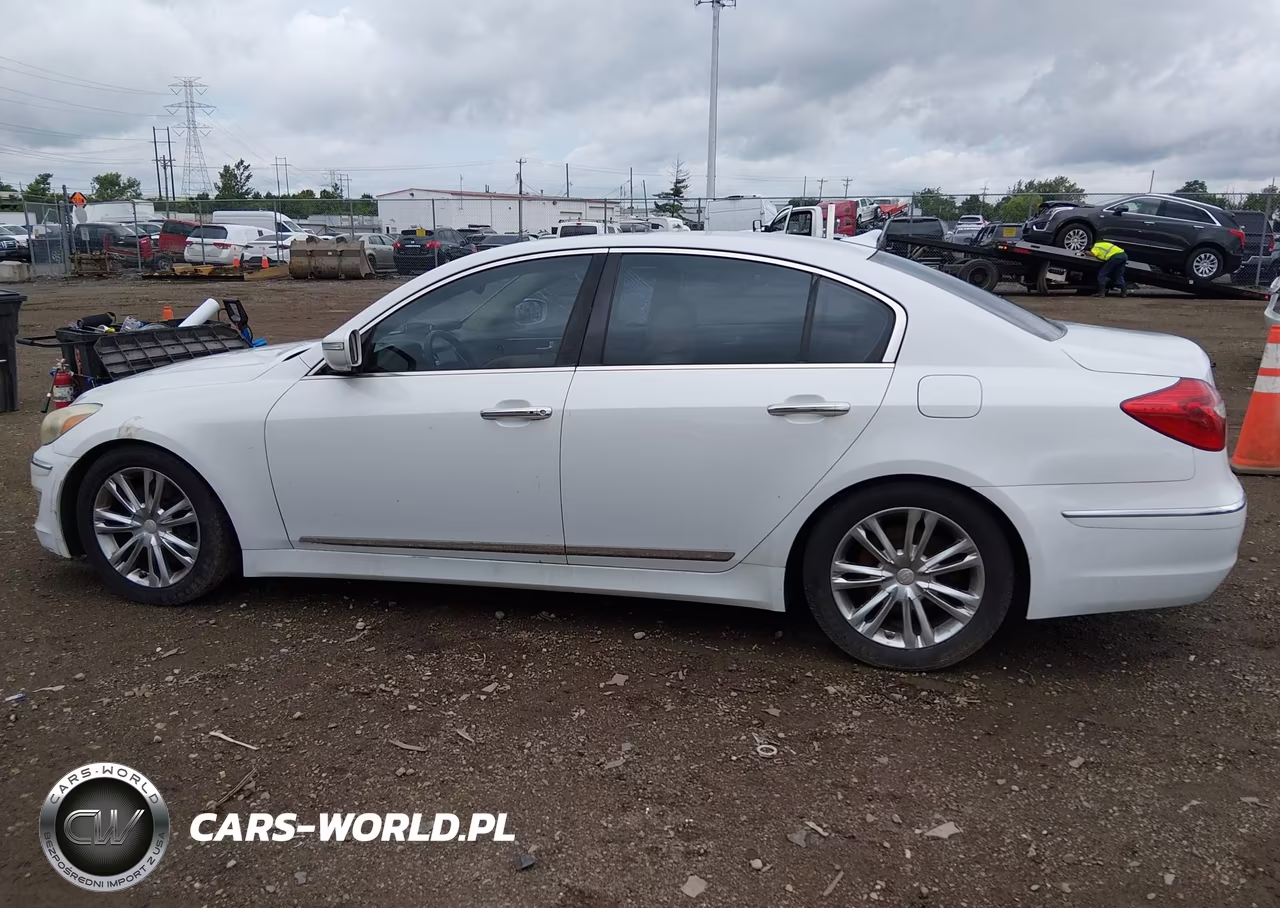 2012 Hyundai Genesis 4.6 VIN:KMHGC4DF6CU163868 - 14