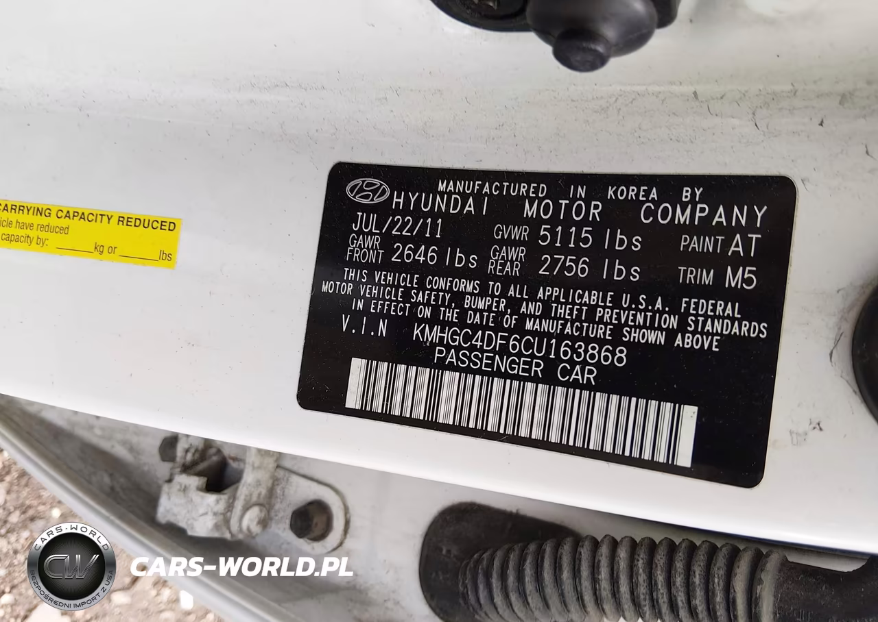 2012 Hyundai Genesis 4.6 VIN:KMHGC4DF6CU163868 - 9