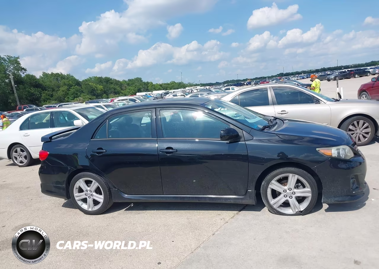 2013 Toyota Corolla S VIN:5YFBU4EE3DP145103 - 13