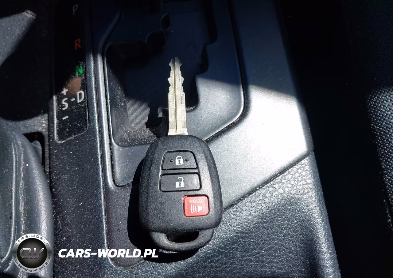 2018 Toyota Rav4 Le VIN:JTMZFREV4JJ737132 - 11
