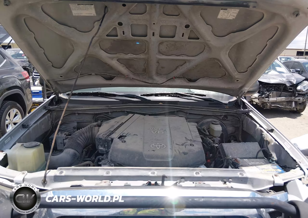 2008 Toyota Tacoma Base V6 VIN:5TEUU42N58Z536833 - 10
