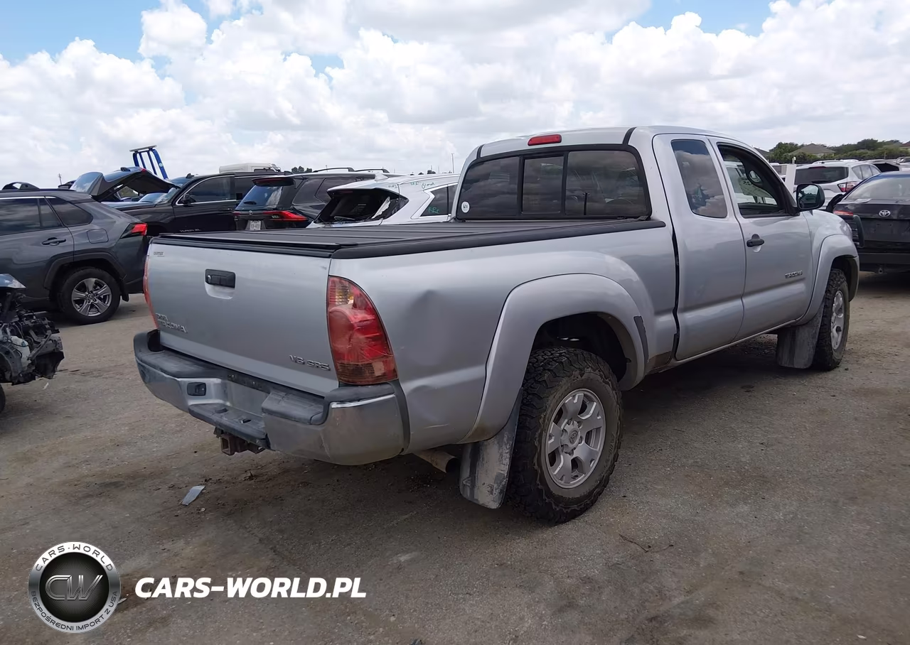 2008 Toyota Tacoma Base V6 VIN:5TEUU42N58Z536833 - 4