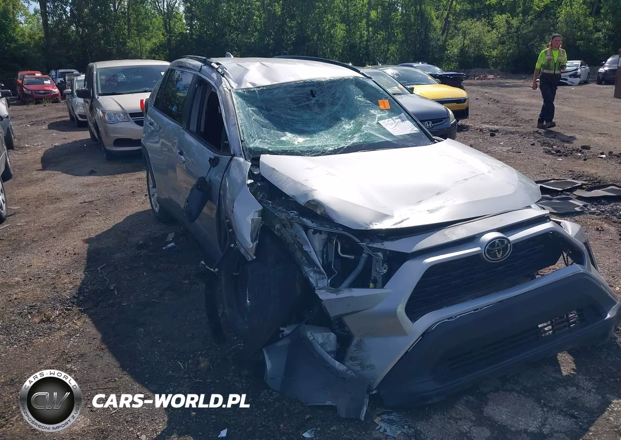2021 Toyota Rav4 Le – zdjęcie 1 z 16